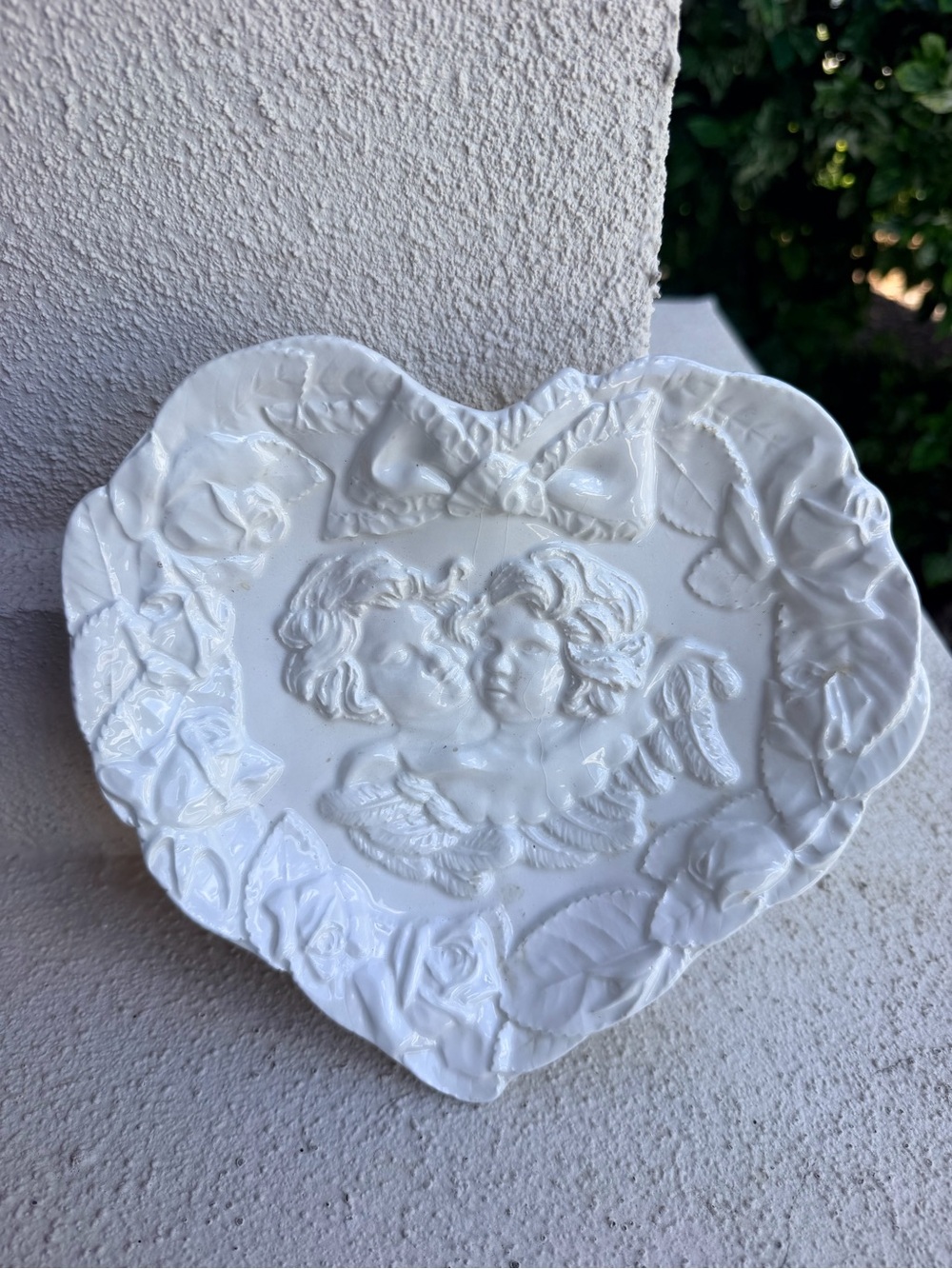 Vintage Italian Cherub Heart Dish #7360 White Ceramic Roses Angels Made Italy
